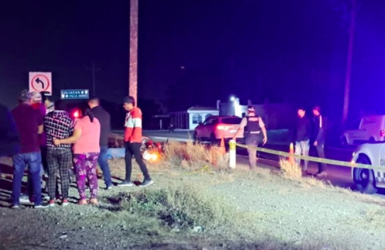 Fallece motociclista tras derrapar sobre la carretera Culiacán-Eldorado
