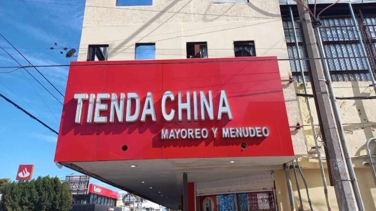 La llegada de 35 tiendas chinas obligó a cerrar 40 microempresas del Centro de Culiacán