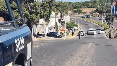 Ejecutan de carro a carro a un hombre sobre la avenida Obregón, de Culiacán