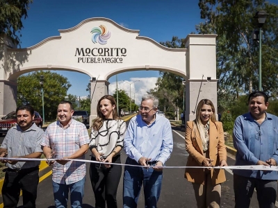 Rubén Rocha Moya inaugura nuevo acceso al Pueblo Mágico de Mocorito