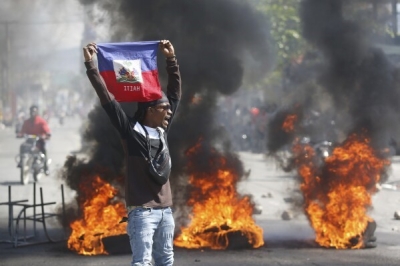 Fuga masiva de reos agrava violencia en Haití; hay al menos 10 muertos
