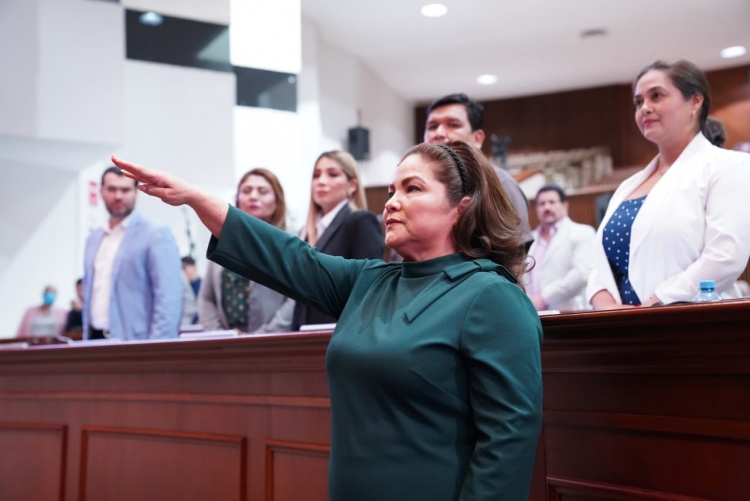 Beatriz Jiménez Celis rinde protesta como titular del Conciliación Laboral en Sinaloa