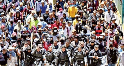 Furia y Caos en Chilpancingo: 3 mil protestantes toman Guerrero y se vive virtual toque de queda