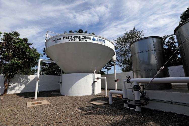 La rehabilitación de la planta potabilizadora de agua en La Brecha garantizará el abasto para San José de la Brecha y Bellavista: Rocha Moya