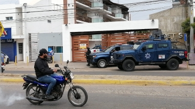 Militares detienen a dos y decomisan mariguana en cateo a departamentos de Bacurimí, Culiacán