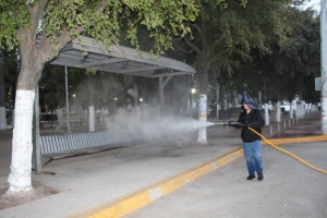 Ayuntamiento sanitiza tambi&eacute;n el Centro de Navolato