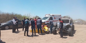 Jos&eacute; se debate entre la vida y la muerte tras chocar en Playa Bellavista, Guasave