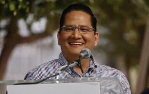 Fallece alcalde de Guam&uacute;chil por Covid-19 Carlo Mario Ortiz