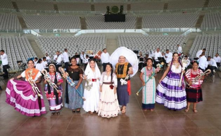 La Guelaguetza realizada por empresas fantasmas