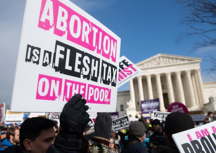 Texas impone ley de aborto que ofrece recompensa por denunciar casos