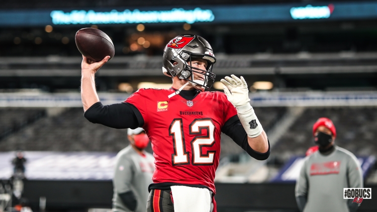 Con Brady, Bucaneros a la alza; Patriotas se derrumban