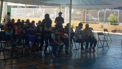 Con poca afluencia inici&oacute; la vacunaci&oacute;n de 12 a 17 a&ntilde;os de edad en dos sedes