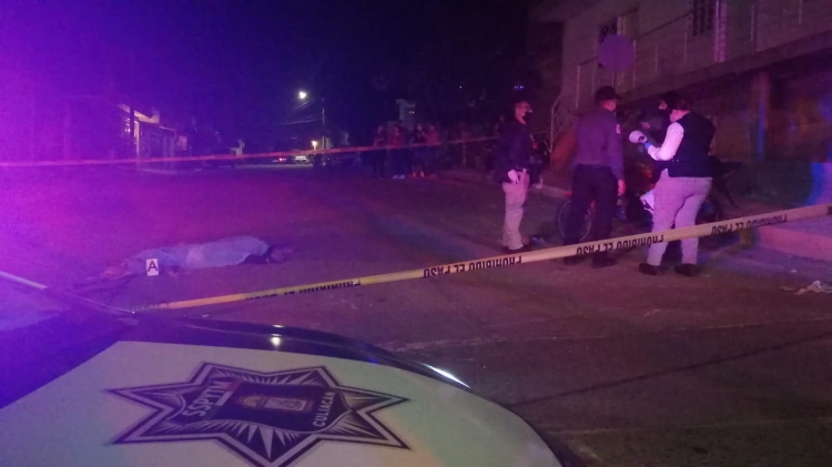 ¡Otro! Motociclista muere embestido por camioneta, en la colonia Buenos Aires de Culiacán