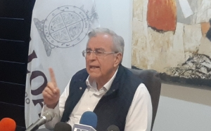 Cu&eacute;n es un cacique que nombra rectores y directores en la UAS: Gobernador Rocha