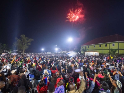 Estampida en centro comercial de Uganda deja al menos 9 muertos