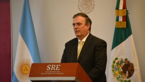 Vamos adelante con demanda contra empresas de armas: Ebrard tras tiroteo en Texas
