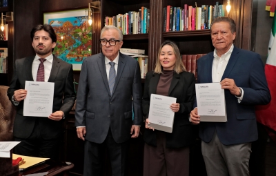 Designa Gobernador Rocha Moya nuevos Titulares en la Secretar&iacute;a General de Gobierno, Secretar&iacute;a de Econom&iacute;a y SEBIDES