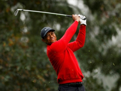 Tiger Woods dice adiós al Campeonato de PGA por lesión