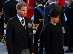 Harry y Meghan, excluidos de recepci&oacute;n previa a funeral de Isabel II