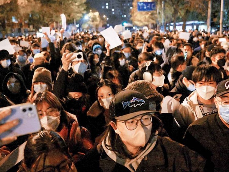 Hartazgo en China: &lsquo;queremos comida, no pruebas covid&rsquo;