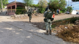 Gatilleros balean dos casas y un auto en la colonia Libertad