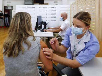 Eslovenia suspende vacuna de Johnson &amp; Johnson tras muerte de mujer