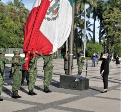 Sin el gobernador encabezan el D&iacute;a del Trabajo