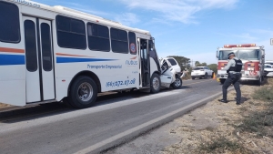 Muere conductor de camioneta Tracker en encontronazo por la Internacional a la altura de El Salado, en Culiac&aacute;n