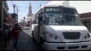 Urgen camioneros que reinicien las clases presenciales en escuelas