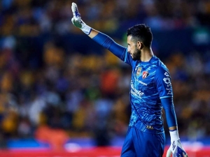 Camilo Vargas &iquest;se despide de Atlas?; esto subi&oacute; a redes sociales