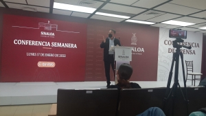 Dan de baja a "orejas" de Gobierno