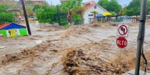 'Hilary' se degrada a Tormenta Tropical y pega en Santa Rosal&iacute;a, Baja California, y Estados Unidos