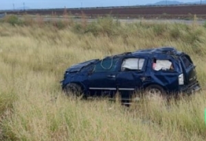 Mueren padre e hijo en volcadura sobre la maxipista Culiac&aacute;n-Mazatl&aacute;n