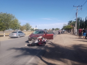 Muere joven motociclista embestido por un veh&iacute;culo, en Sinaloa municipio