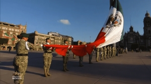 19 de septiembre: Izan bandera en memoria de v&iacute;ctimas de sismos de 1985 y 2017