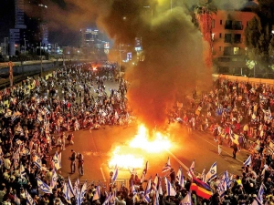 Repunta la furia en Israel tras despido de ministro; contra reforma judicial