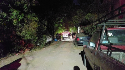 Hallan asesinado a balazos a un hombre dentro en un arroyo, en Culiac&aacute;n