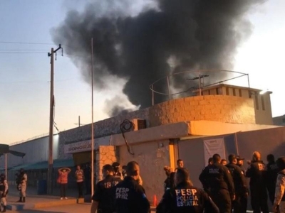 Sonora: un incendio en el &aacute;rea femenil del Cereso obliga a desalojar 600 personas