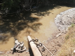 Localizan a persona sin vida al interior de canal de desag&uuml;e agr&iacute;cola
