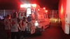Un hombre queda aplastado por una camioneta mientras la reparaba