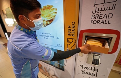 &iexcl;Pan para todos! Dub&aacute;i instala dispensadores gratuitos para combatir hambre
