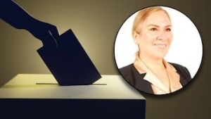 Silvia Delgado, ex abogada del narcotraficante &quot;El Chapo&quot; Guzmán, recibe constancia como Jueza electa en Chihuahua