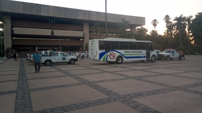 Amenaza Director a jardineros del Gobierno del Estado con despojarlos de la base
