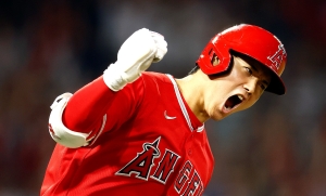Ohtani sacude su jonr&oacute;n 35 y Angelinos vence a Yanquis 4-3 en 10 innings