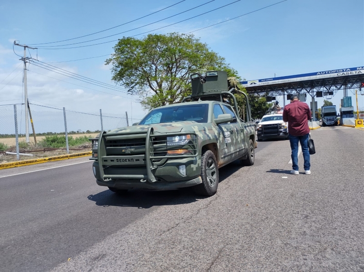 Militarización y destrucción de narcolaboratorios en Sinaloa es una simulación de AMLO