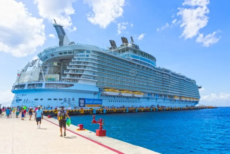 Impuesto de 42 dólares a turistas de cruceros convierten a México en 213 por ciento más caro