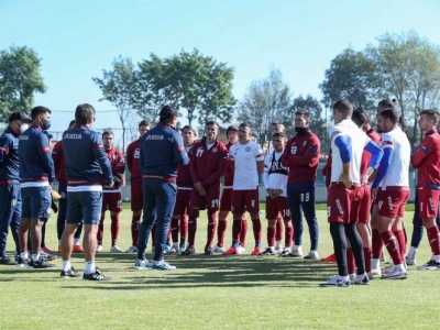 Cruz Azul reporta cuatro positivos de coronavirus