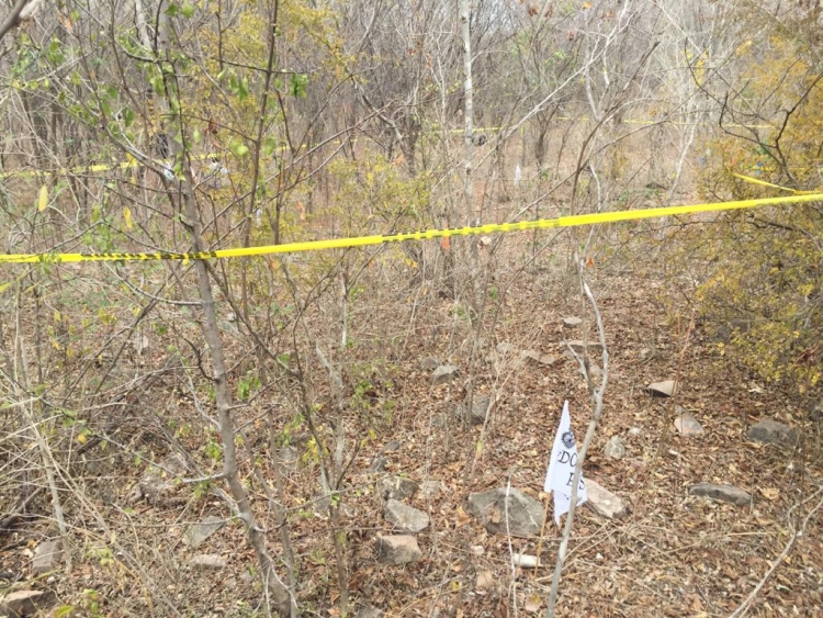Hallan restos óseos y casquillo de bala, a un lado de la carretera a Imala, en Culiacán