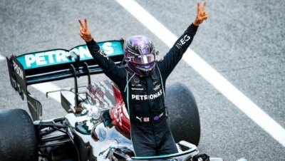 El brit&aacute;nico Lewis Hamilton se llev&oacute; el GP de Rusia