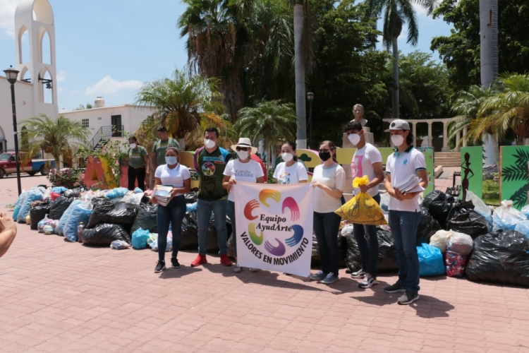 Reúnen Libretón y Tapatón 4 toneladas contra el cáncer infantil